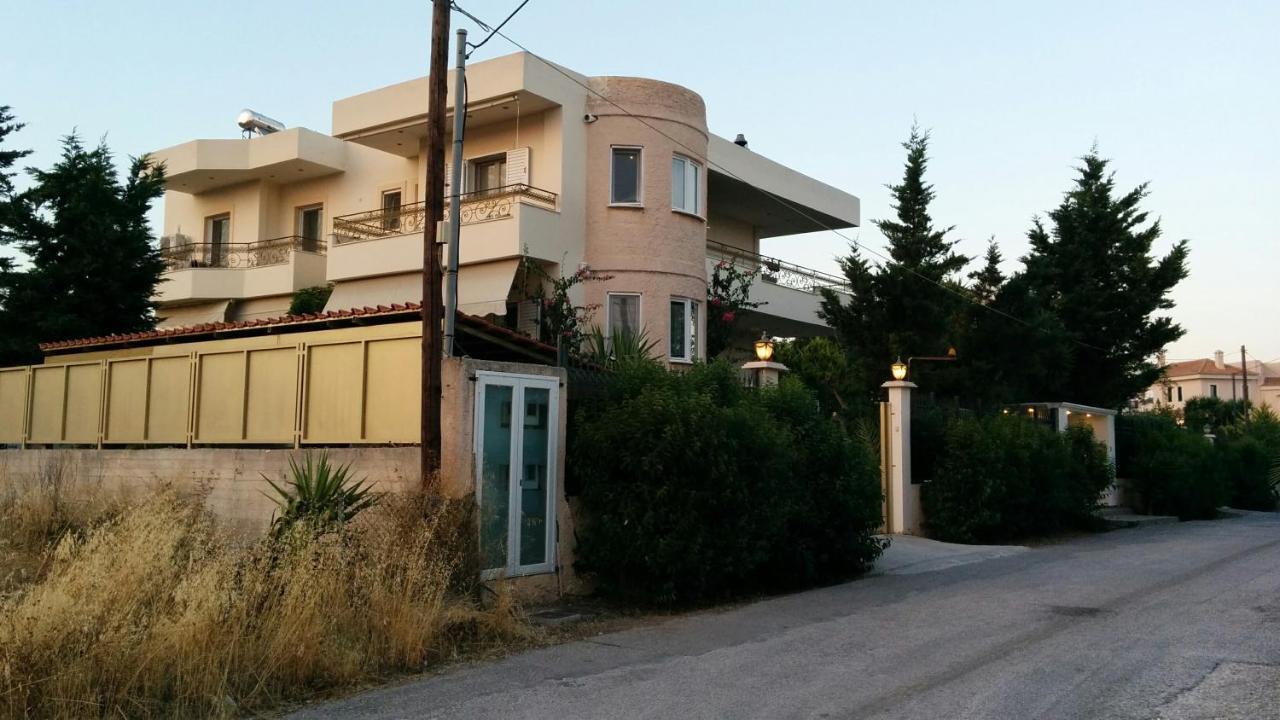 Lovely 2-Bedroom Apartment At Greek Riviera Vari  Exterior photo